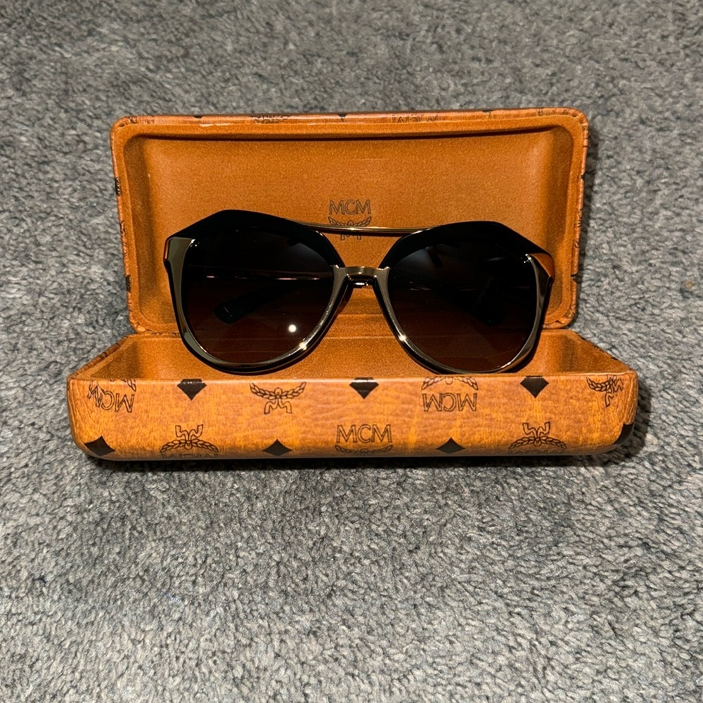 MCM sunglasses - gold frame